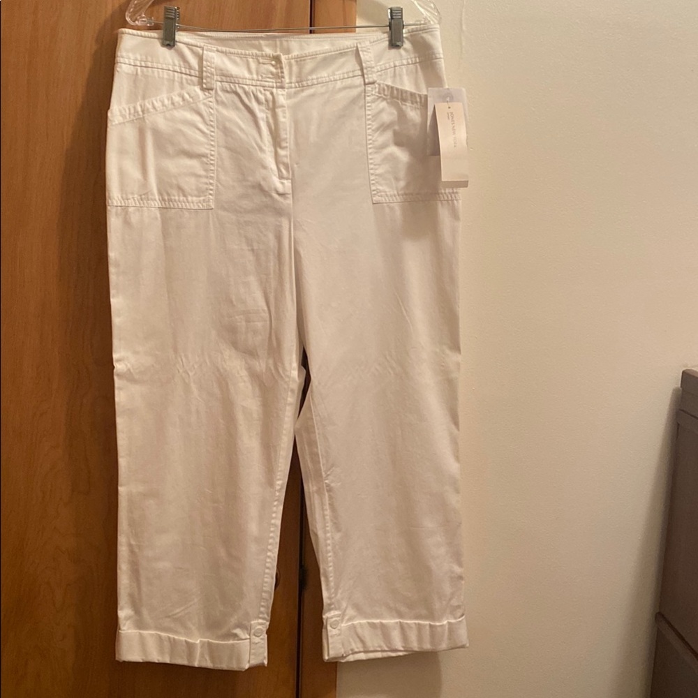 Jones New York White Bermuda Shorts Casual Cotton Blend